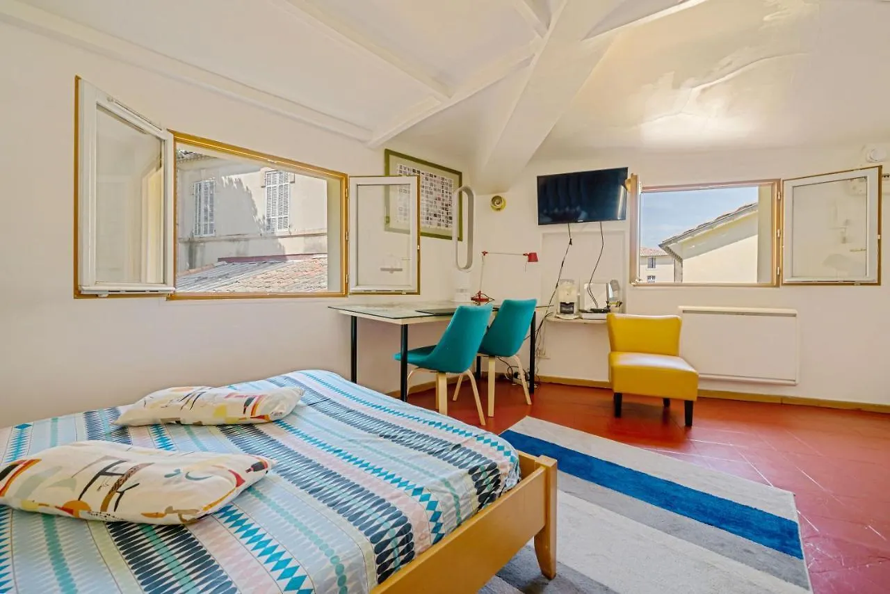 Catherine Studios Aix-en-Provence Aparthotel